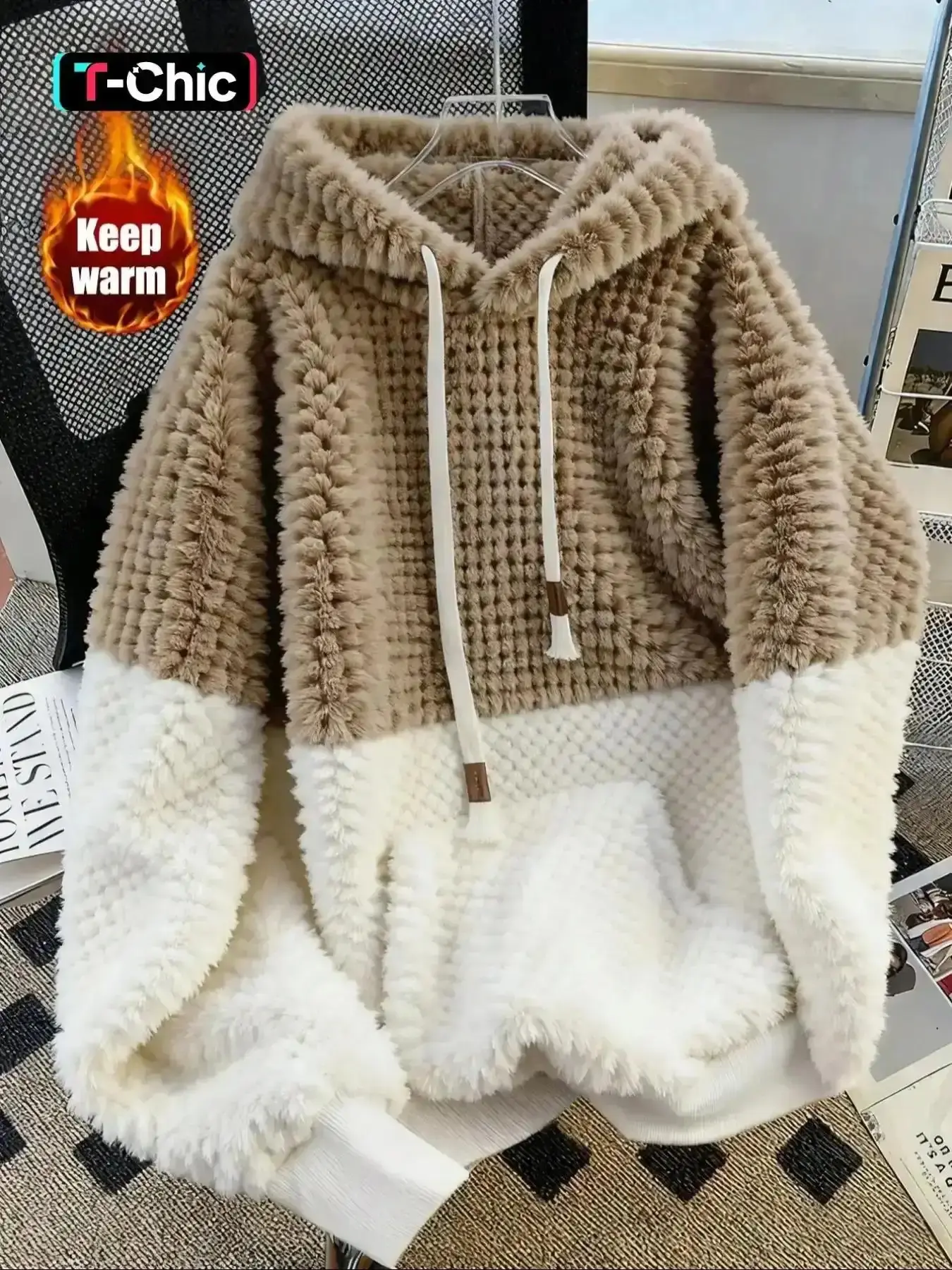 2026 Women's Color Blocking Hooded Hoodie Sweatshirt, Plush Soft, Fluffy, Fall and Winter Warm Casual Wear, Loose-Fitting Daily, Womenswear, polished chic versatile wardrobe essential layering