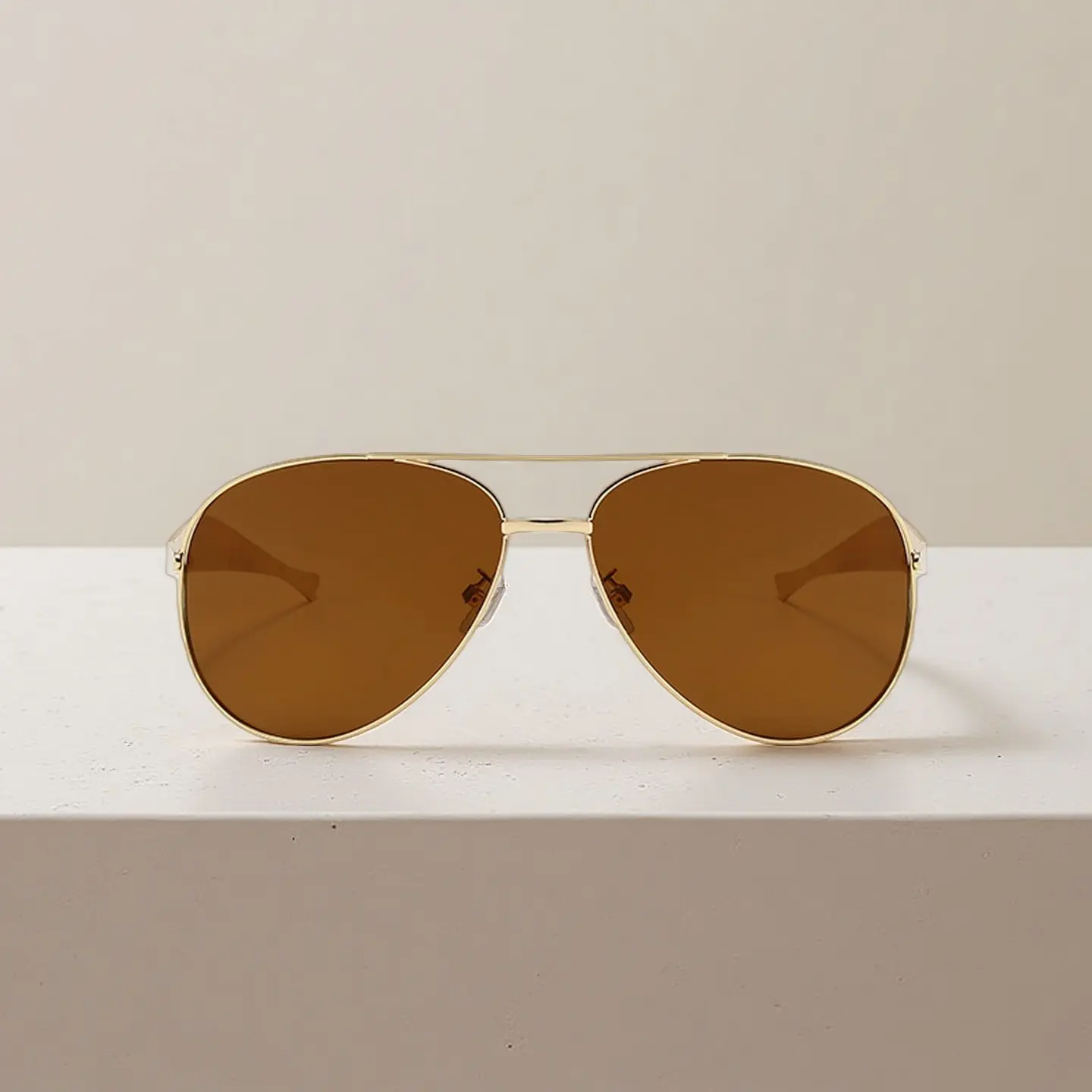 Women's Stylish Sunglasses, High-End Fashion Shades, Oversized Aviator Metal-Frame Sun-Protective Eyewear