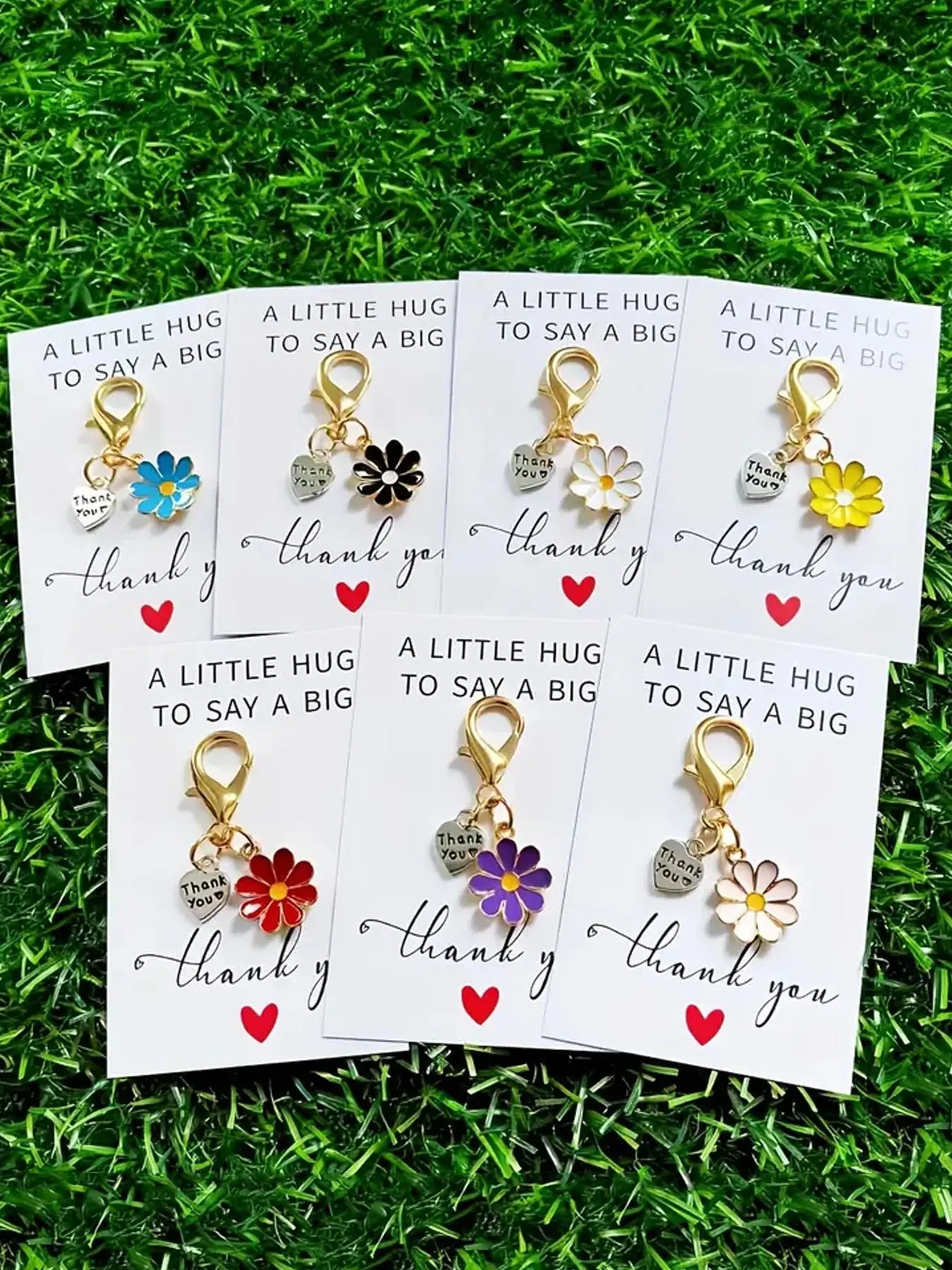 7pcs Cute Daisy Keychain With Thank You Pocket Hug Card - Encouragement And Gratitude Souvenir, Small Gifts Of Gratitude For Family, Friends And Classmate,Suitable For Daily Bag Decoration, Christmas And Valentine'S Day Gifts