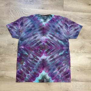 Adult XL Hand Dyed X Design Tee