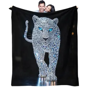 Crystal leopard print, perfect as a holiday or birthday gift for children and adults. Soft, warm, and lightweight plush blanket, ideal for beds, sofas, cars, and room decor