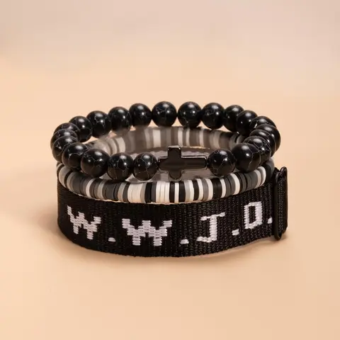 WWJD Letter Design Bracelet, Initial Charm Bracelets, Cross Charm Bracelet for Women & Men, Fashion Jewelry for Party, Daily Clothing Decor, Trendy All-match, Versatile & Exquisite Jewelry for Gift, Letter Link Bracelet