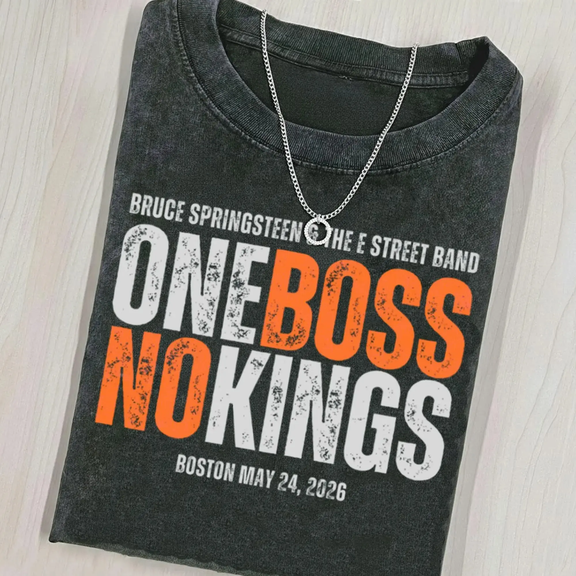 Youth & Adult Boston Bruce Springsteen No Kings May 24 Tour Sweatshirt, Land of Hope and Dreams Concert Tee, E Street Band Fan Shirt, American Rock Tour Merch