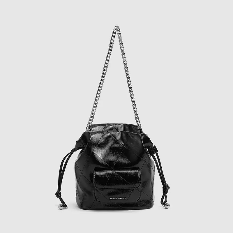 【Small Size】TUSCANS 2026 New Arrival Commuter Versatile Large-Capacity Bucket Bag in Genuine Oil-Waxed Cowhide Leather, Women's Shoulder Bag