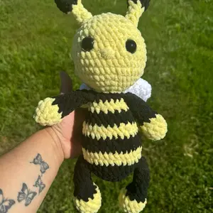 Handmade crochet Bee