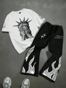 Men's Graphic printed short-sleeved T-shirt and flame-print drawstring waist pants set. Comfortable and versatile men's suit, suitable for everyday casual wear.