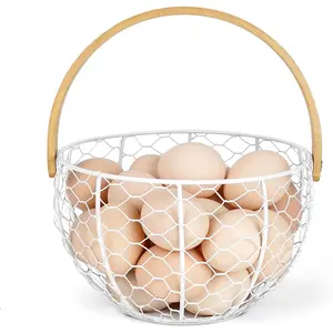 Wire Egg Basket for Gathering  Egg Collecting Basket With Handle, Large Capacity Egg Holder Countertop, Metal  Chicken Egg Basket for Farmhouse Kitchen Counter Decor Fruit Storage (White)