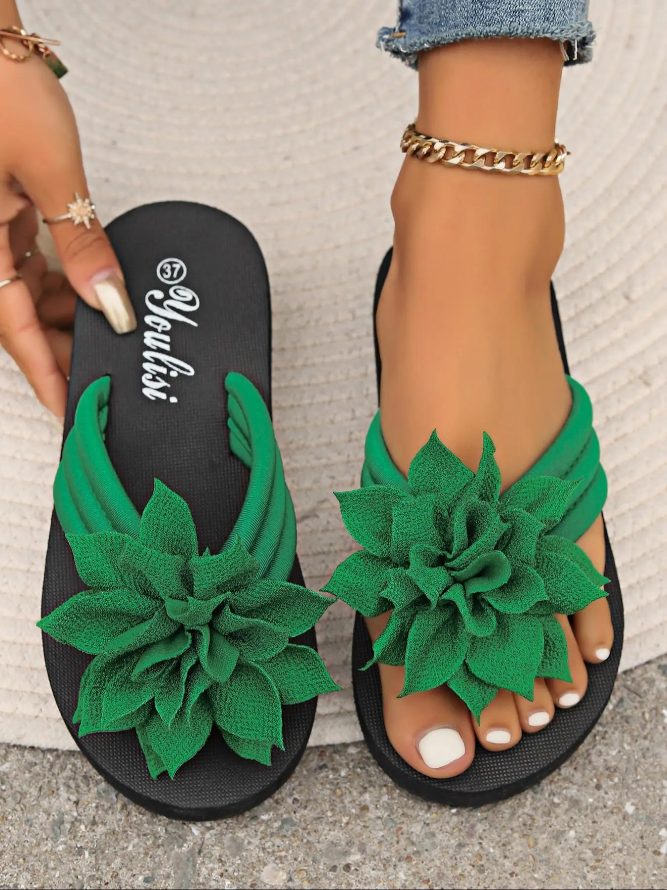 【This style runs small. Please order one size up.】Women's Fashionable Plain Color Flower Decorated Slides, Casual Comfortable Flat Sandals for Summer, Lightweight Breathable Shoes for Daily Wear, Girl, Fashionable Comfy Sandals