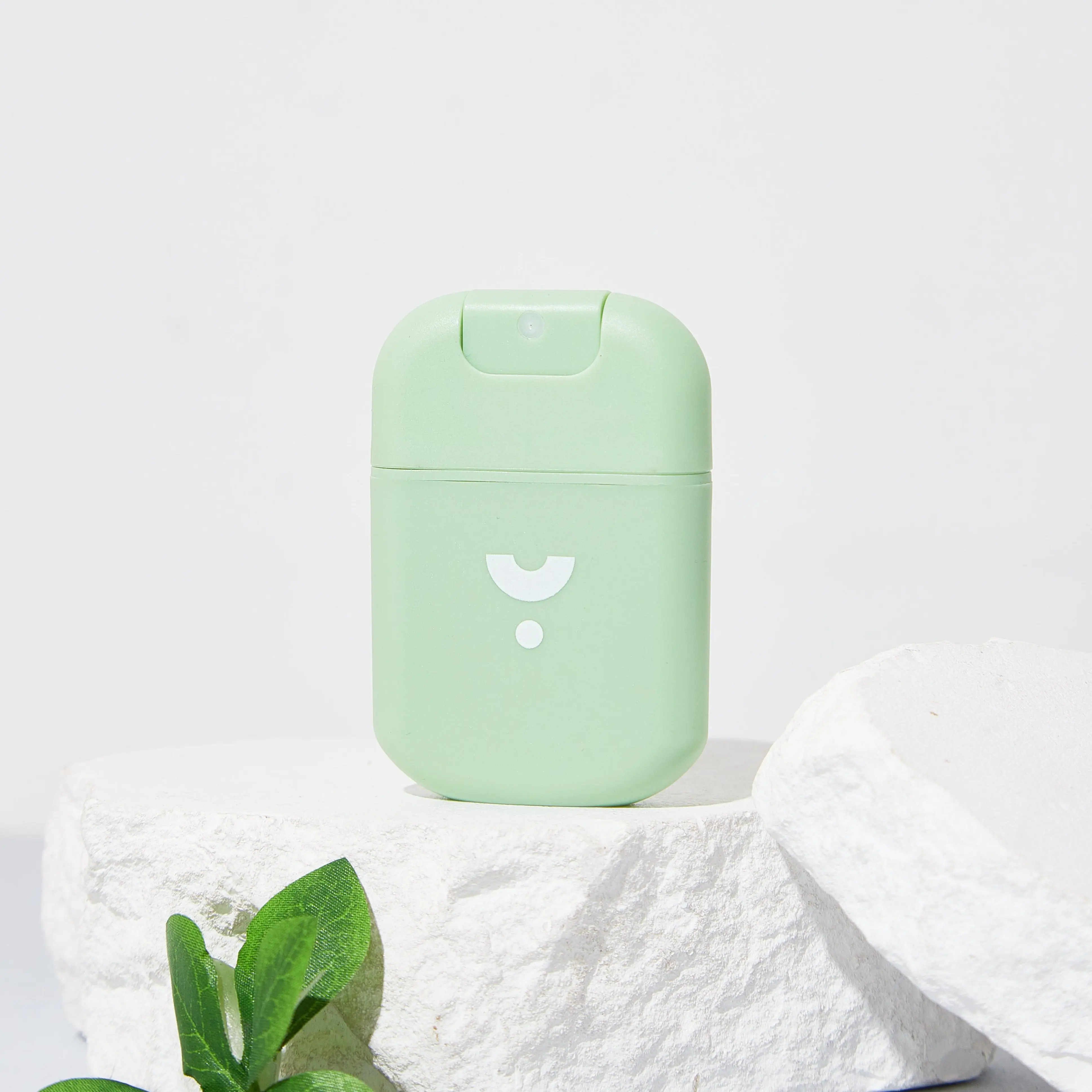 【Y DIMENSION】UNDEFINED - Carrot Glow, Grapefruit & Tomato with Luscious Mango Top, Orange Blossom, Peony, Cattail, Hyacinth & Lotus Mid, Labdanum, Warm Cinnamon, Sensual Musk & Smoky Incense Base