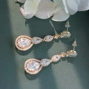 Antojuno mermaid tears earrings