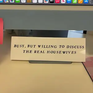 HW desk sign