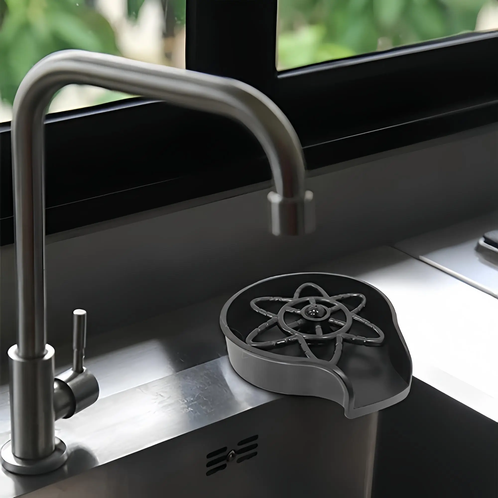 Kitchen Accessories Glass Rinser for Sink, 1 Count Cleaning Gadgets Bottle Cup Washer for Sink Attachment, Kitchen Gadgets Bar Cup Cleaning Tool