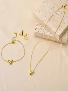 Women's Titanium Steel Necklace, Geometric Irregular Design, Elegant Non-Fading Jewelry, Perfect Birthday Gift, All Seasons, Fashion Necklace