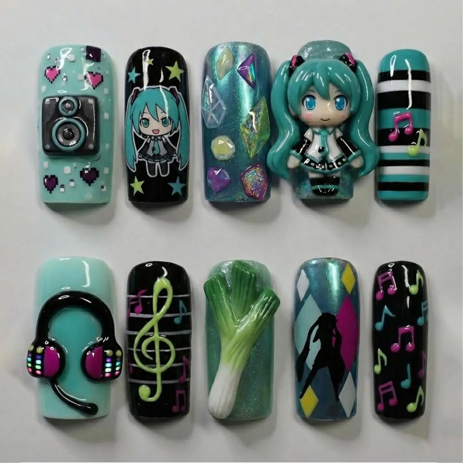 Y2K Anime Music Press On Nails | Kawaii Teal & Black Nail Art | Retro Cyber Pop Fake Nails