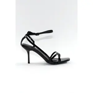 BETSY STRAPPY HEELS - BLACK
