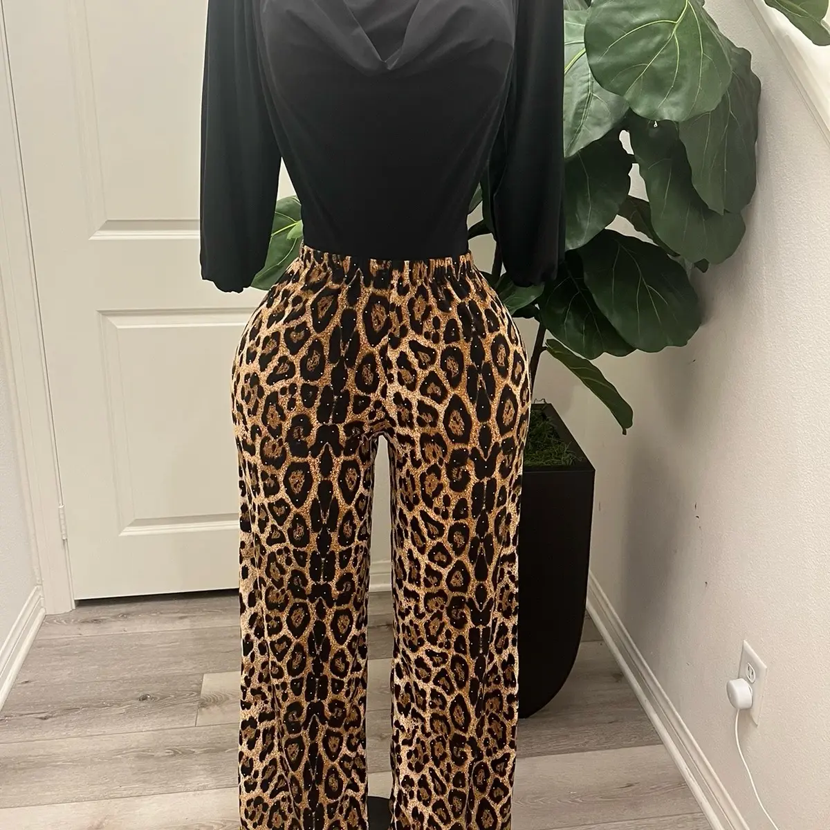 High rise Blinged cheetah bottom pants Comfort Womenswear Stretchy
