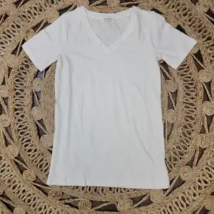 White V-Neck Relaxed Fit Tee