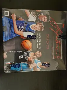 Topps Mega Signature 2025/26 Basketball Sports Trading Card, Collectibles Trading Card