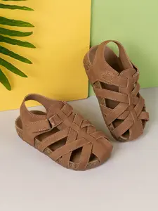 New Children Summer Soft Sole Boken Sandals, Casual Outdoor Sandals, Outdoor Fashion Anti-Slip Toe-Enclosed Sandals, Striped Pattern, Low Top, Medium Width