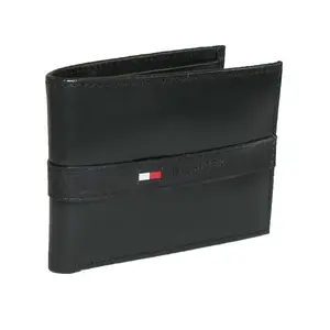 Tommy Hilfiger Men's Leather Ranger Passcase Bifold Wallet