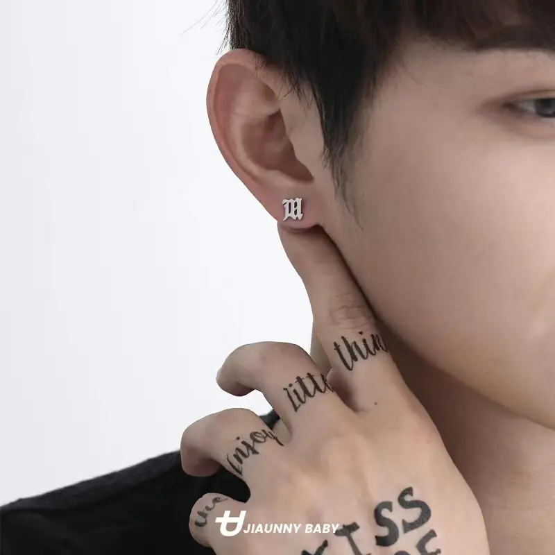 C419 Gothic Letter Silver