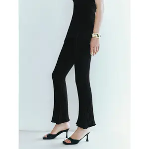 URBAN REVIVO UWG940229 2026 Spring New Arrival Women's Minimalist Ribbed Knitted Viscose Blend Effortless Flare Pants - Flare-Legged Clothes, Multi-Size Basic Bottoms for Pairing with Skinny Silhouettes