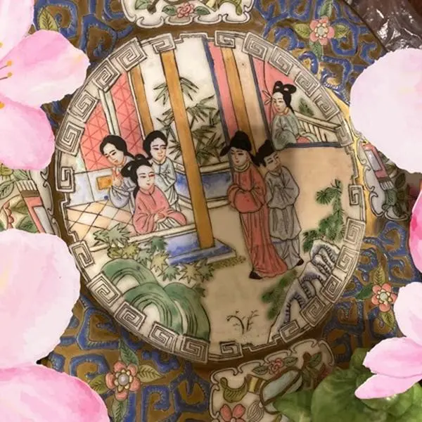JAPANESE  FAMILLE PLATE Ceramic Vintage Collection