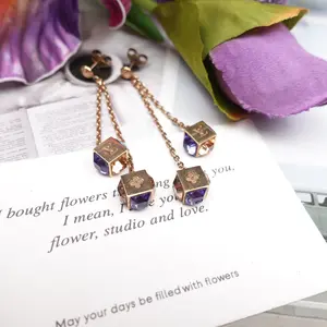 Pre-owned Louis Vuitton Metal Crystal Earrings T10306345