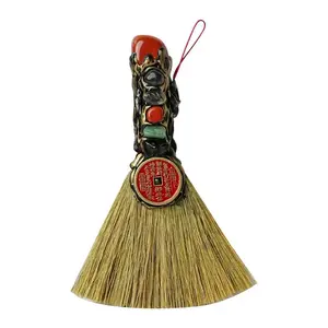 Family Energy Small Broom, Compact Cleaning Tool, Ideal for Home Use, Lightweight Design, Easy to Handle, Perfect for Daily Cleanup