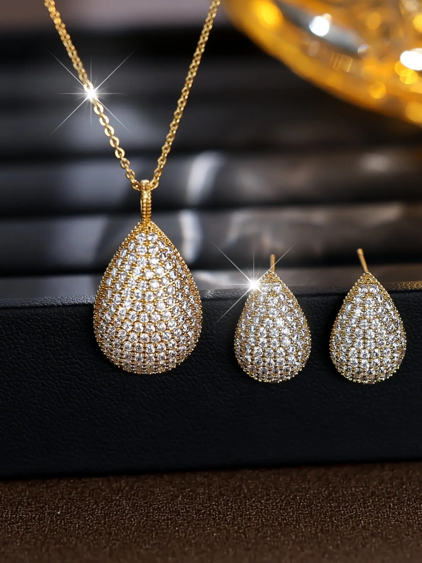 Unique Design Luxury Style Zircon Water Drop Pendant Necklace Earrings Set, Sparkling Elegant Bridal Wedding Dress Accessories Jewelry Set, Perfect for Special Occasions