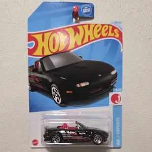 Hot Wheels '91 Mazda MX-5 Miata