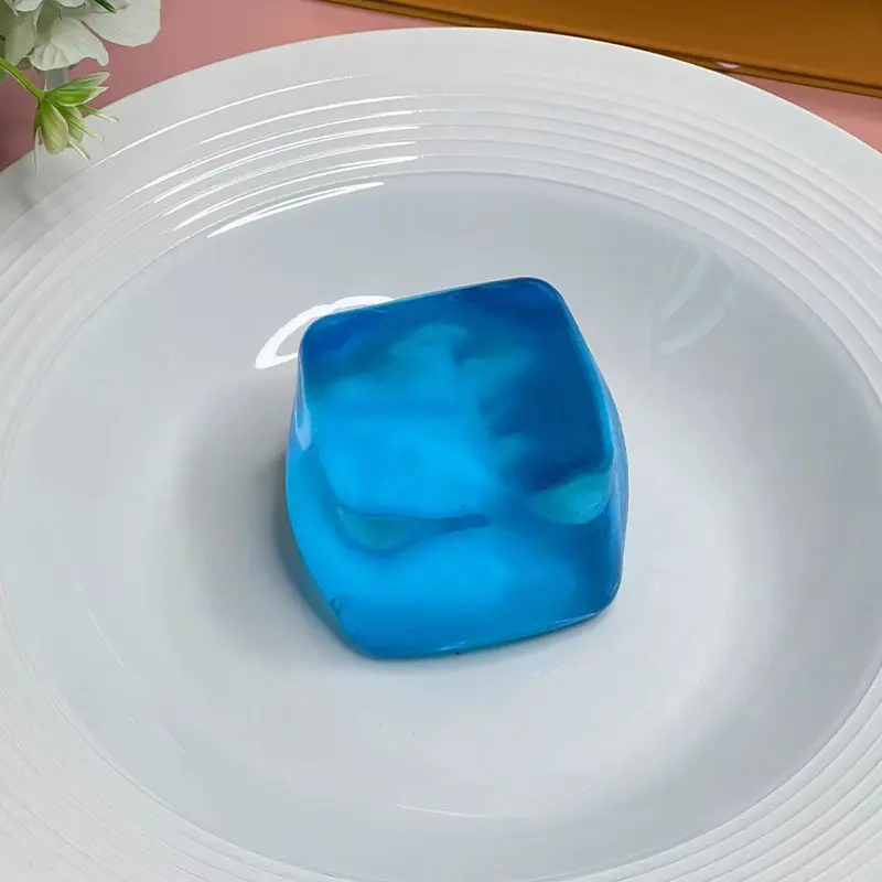 5Cm ice cubes [blue]