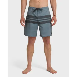 Surfsilk Street Trunk 18" Boardshorts - Black