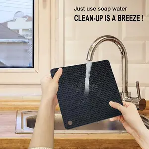 Silicone heat-resistant placemat, decorative kitchen mat, 1-piece multifunctional non-slip pot pad, kitchen heat-insulating table mat, kitchen draining mat, kitchen coaster, perfect summer gift.
