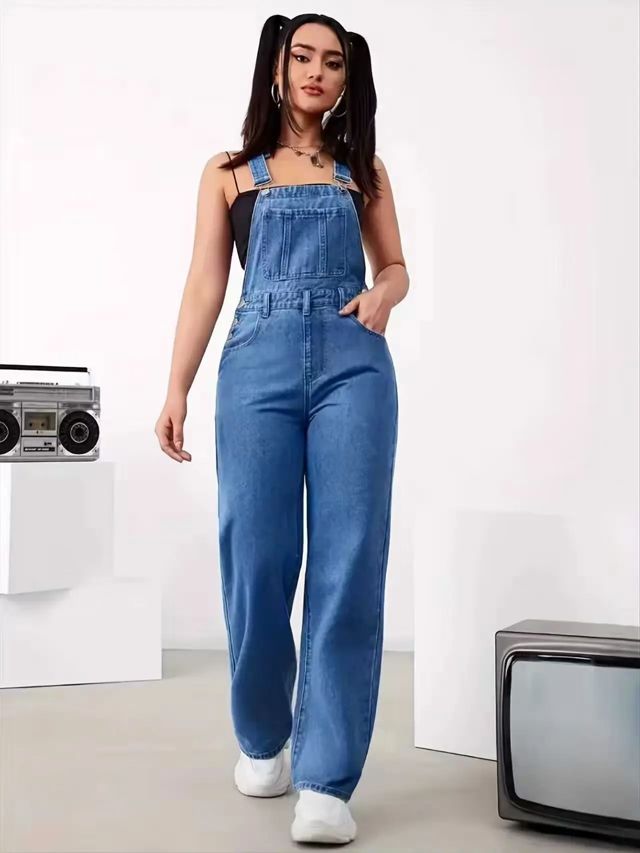 Women's denim overalls - Loose-fitting long jumpsuit with pockets and side pockets, adjustable shoulder straps and waist belt loops, sleeveless solid-color casual fashion wear suitable for all seasons, multi-functional clothing, safety fastening design