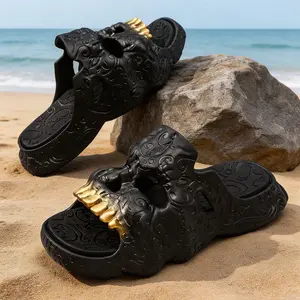 Men’s Creative Streetwear Slides with Artistic Skull Shape and Carved Surface Texture, Lightweight EVA Summer Slippers for Casual Beach Travel, Walking Shoes