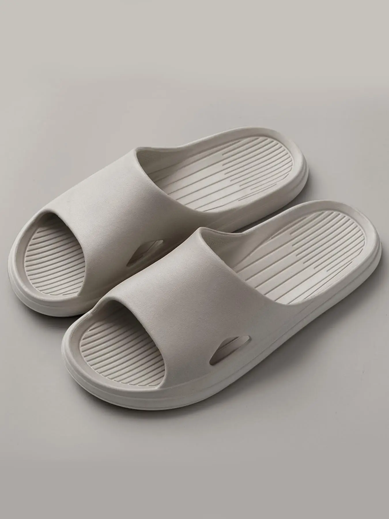 Men's Summer 2024 Casual Solid Color Slides, Soft Home Slippers, Simple Non-slip Slippers for Indoor & Outdoor Use for All Seasons for Men for Daily