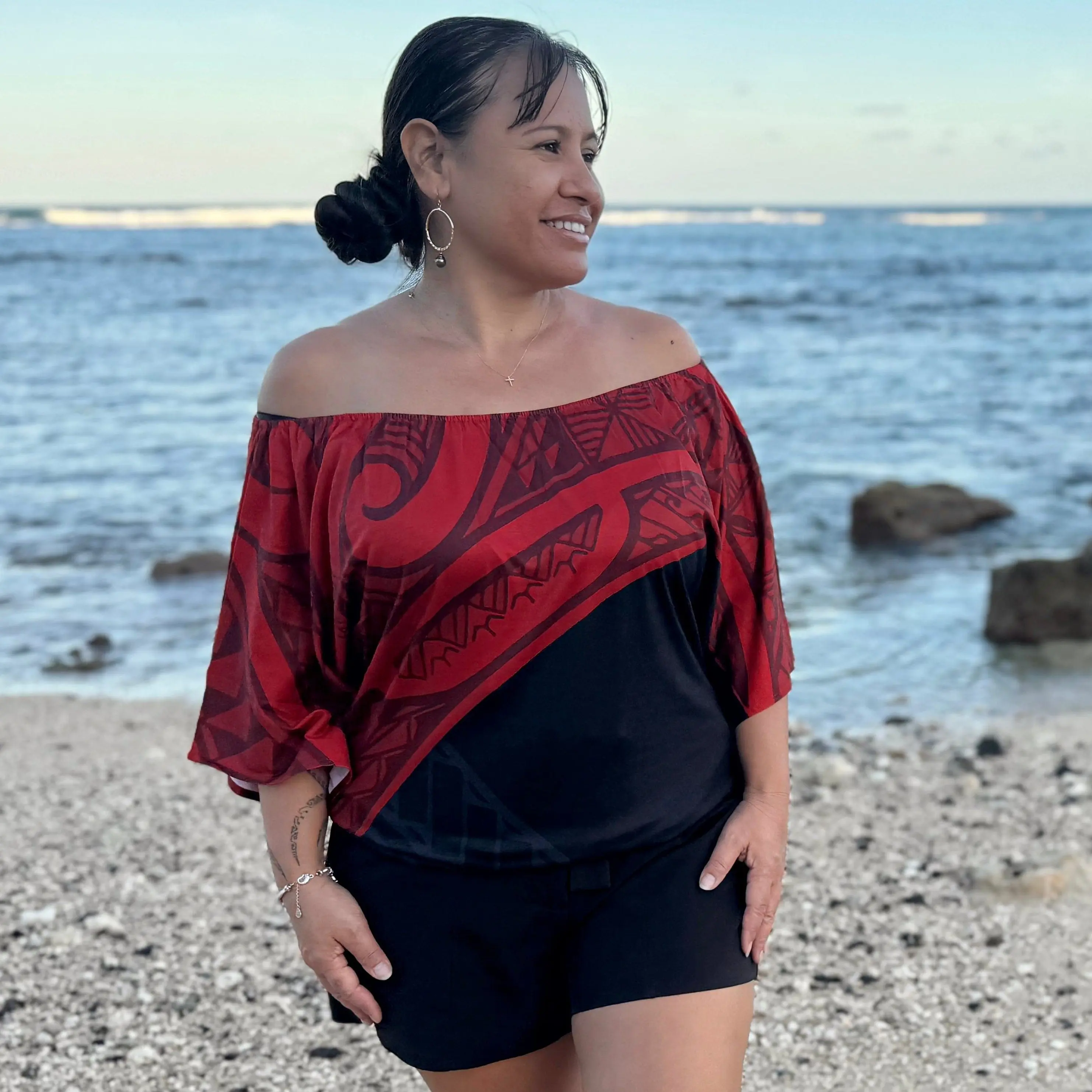 KU IHE OFF SHOULDER TOP RED