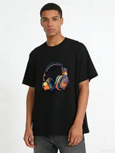 Street Essential Unisex Graphic T-Shirt, Crew Neck Short Sleeve Tee for Both Genders, All-Purpose Printed Pattern, Lightweight Durable Material, Great for Music Festivals, Daily Wear and Outings