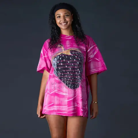 Women's Oversized Cotton Crewneck Sweatshirt - Casual Summer T-Shirt with Oversized Fit & Crystal Heart Design