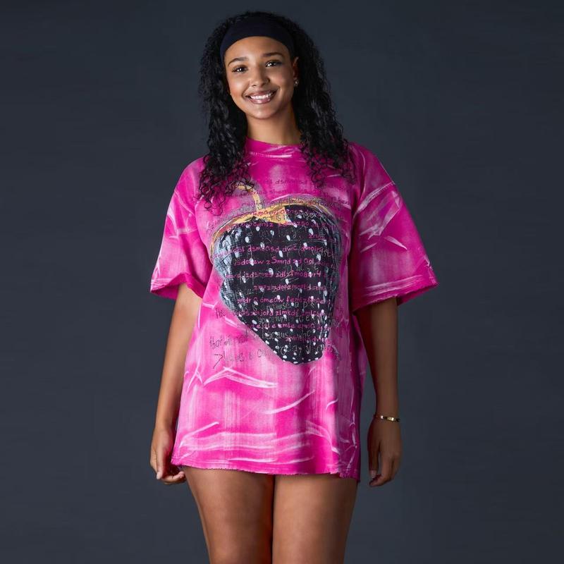 Women's Oversized Cotton Crewneck Sweatshirt - Casual Summer T-Shirt with Oversized Fit & Crystal Heart Design