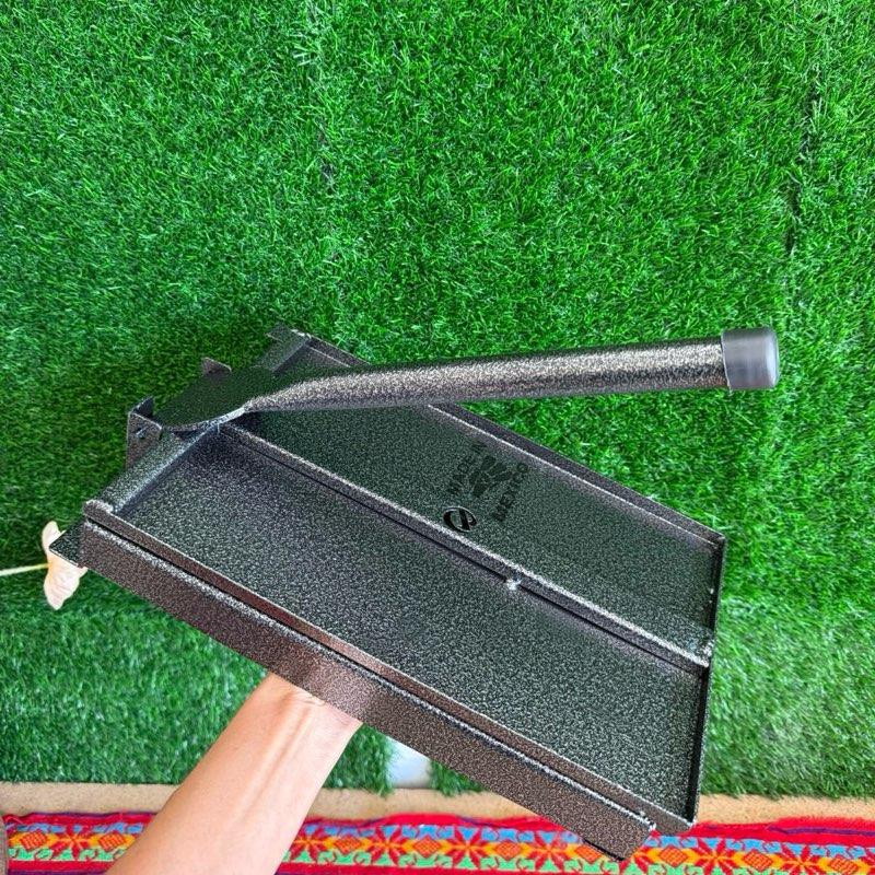 Tortilla Press Reinforced Huarachera Grey/Gold.