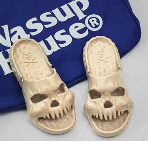 Skeleton Skull slippers air flip-flop EVA Material anti-slip Trendy Mens Sport slippers - Fashion Slides & Sandals With Anti-Slip Sole  - Ideal For Spring And Summer Beach