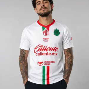 TRENDING Chivas Guadalajara Away Jersey - White Mexican Flag Center Stripe Soccer Shirt