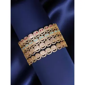 Fashionable Square Shape Smiling Face Bangle, Colorful Eyes Design, Elastic String, 18k Gold-Plated Copper, Unisex Daily Wear Jewelry Gift