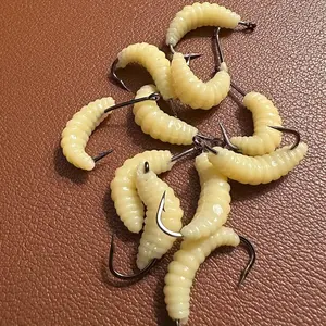 12/24/55pcs Rubber Maggots Fishing Bait, Fishing Maggots, Bulk Fishing Grubs for Trout, Crappie, Pan Fish, Bluegill, Fresh Water Fishing Lures Set (Hooks and Worms)