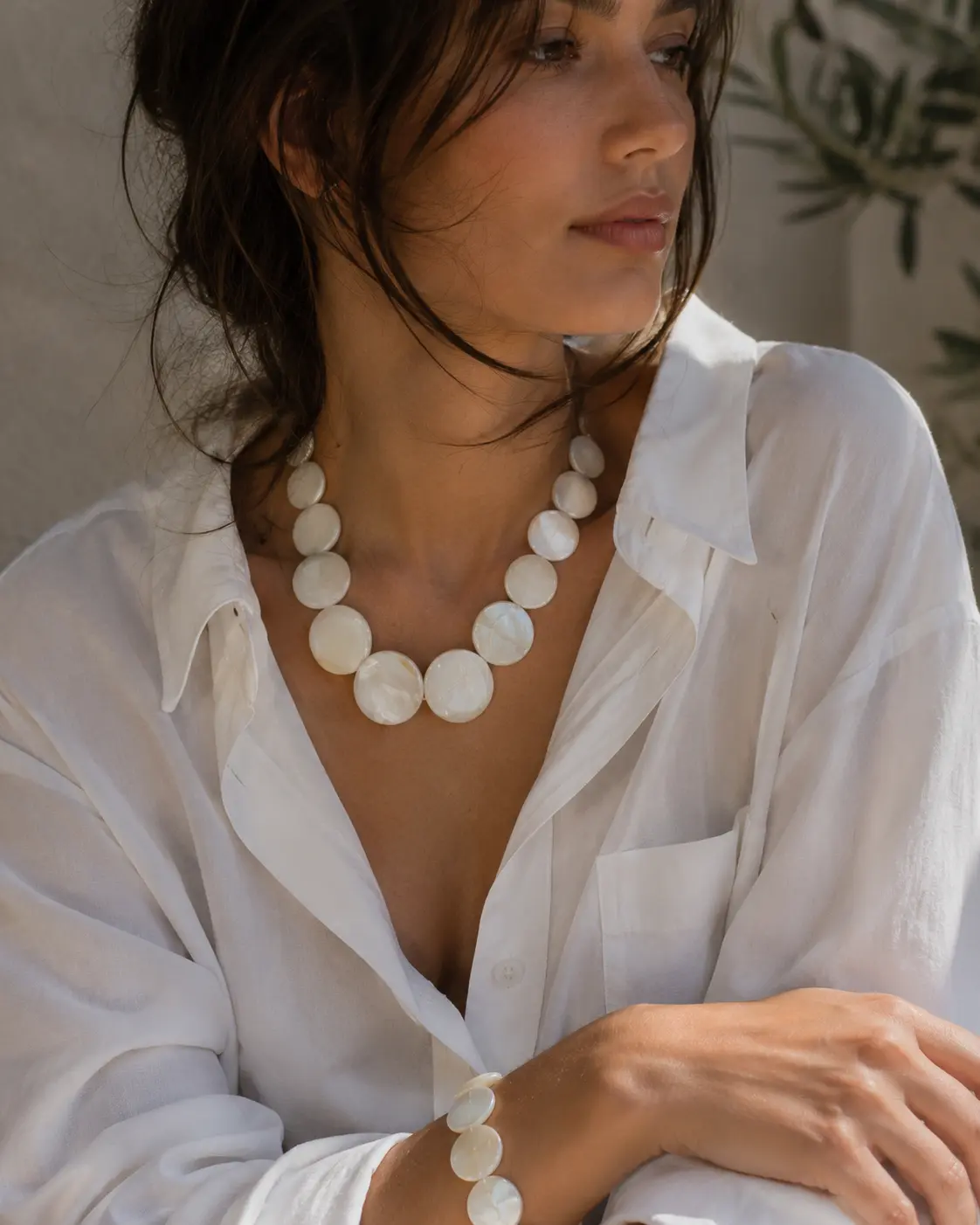 Natural Mother of Pearl Shell Necklace - Casual, Comfortable, Elegant Coastal Summer Jewelry, Adjustable Statement Necklace with Matching Bracelet Complete Set for Daily Wear