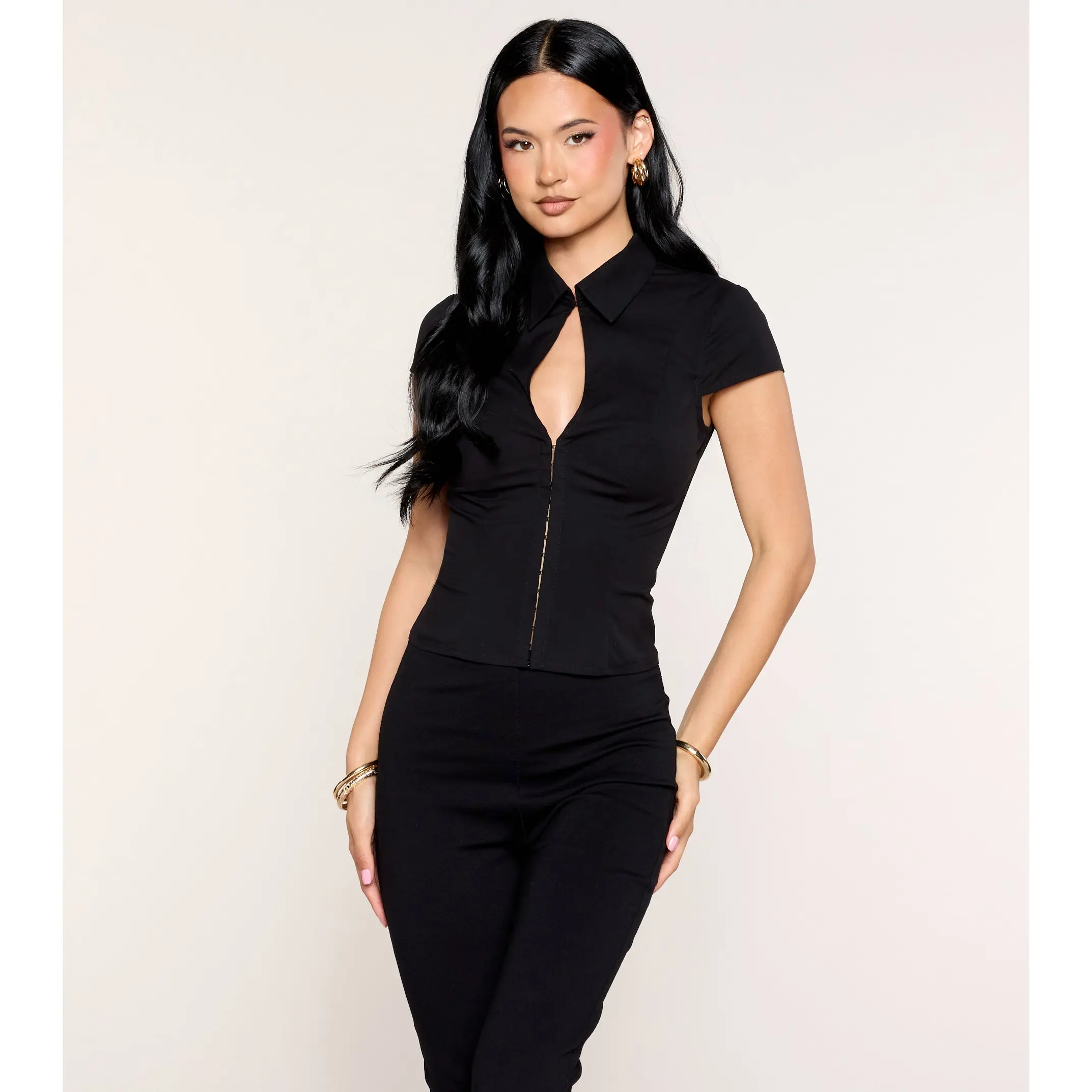 Polished Reveal Keyhole Short Sleeve Top