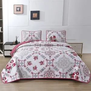 2/3pcs Floral Paisley Quilt Set, Red Rose Reversible Bedspread Coverlet with Pillow Shams, All-Season Microfiber Bedding, Machine Washable, Easy Care, Decor for Bedroom, Guest Room, Hotel, Dorm, Great Gift