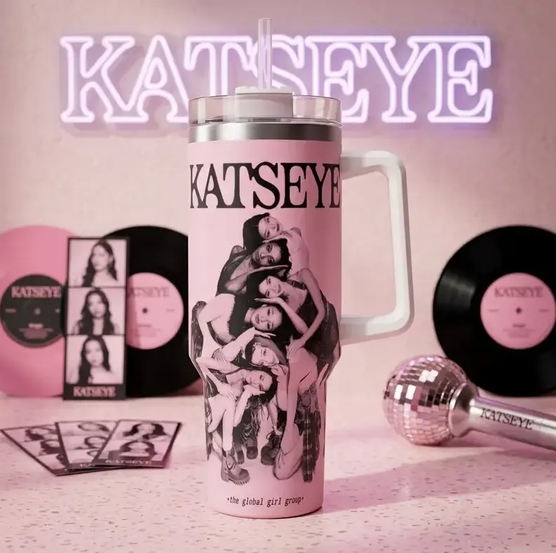 [K-Pop Fan Style] KATSEYE Inspired Tumbler 40oz 20oz With Handle, Pink Aesthetic Girl Group Artwork Stainless Steel Insulated Travel Cup, K-Pop Fan Drinkware Gift